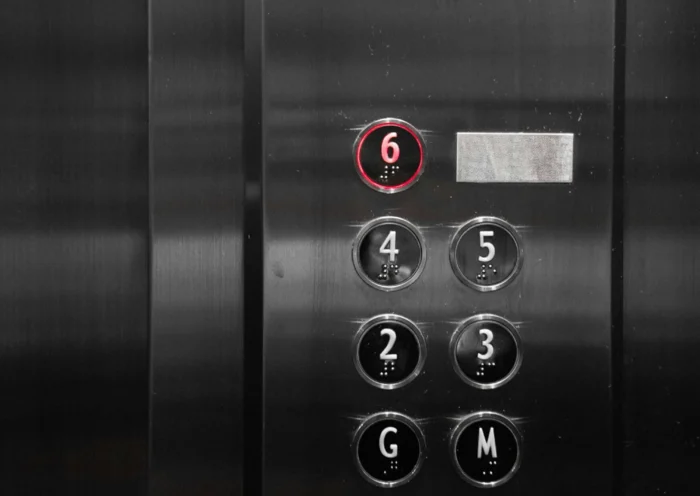 Mida teha, kui lift kukub alla
